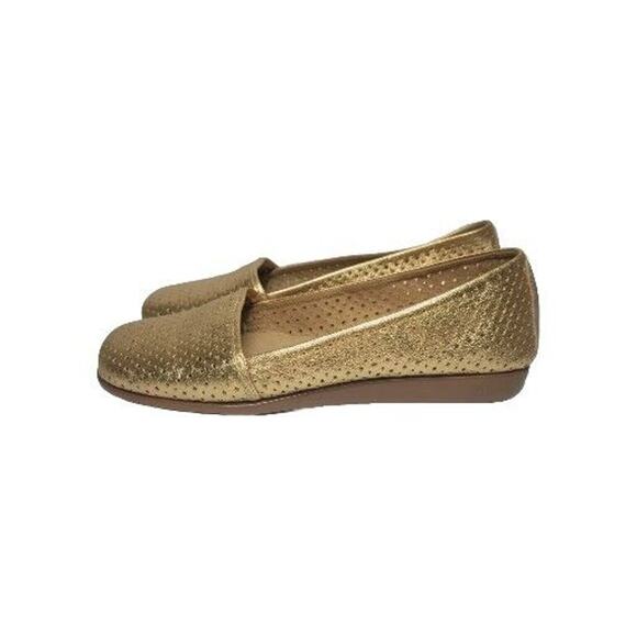 MICHELLE D SIZE 7 Remmy Leather Ballet Flat Gold Square Toe - Picture 5 of 10